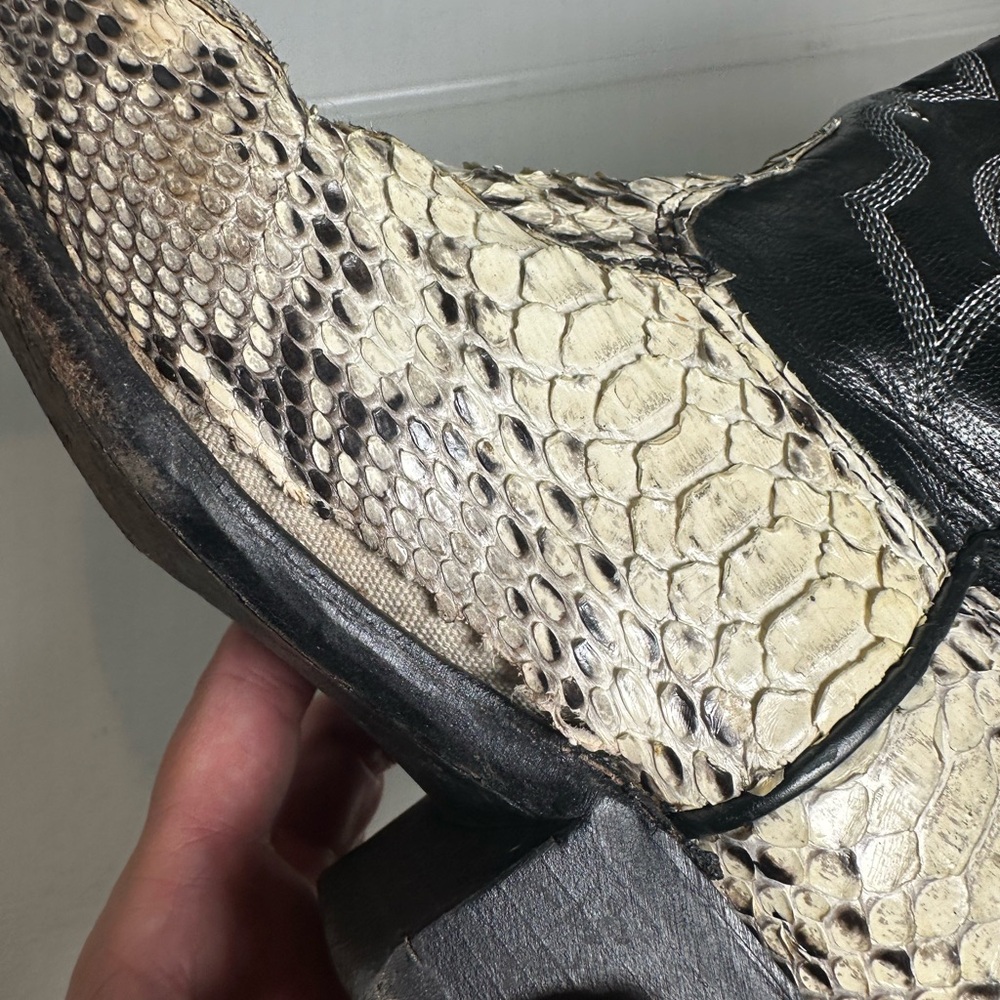 Cavender’s Snakeskin Cowboy Boots Men’s 9D Wmn 10 Exotic Western Black Python - Picture 9 of 9